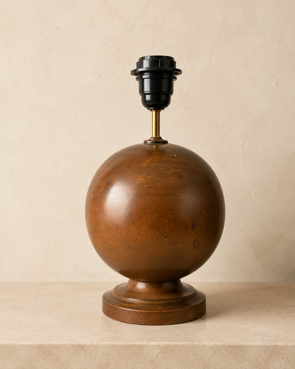 Vintage Wooden Table Lamp – product image 2