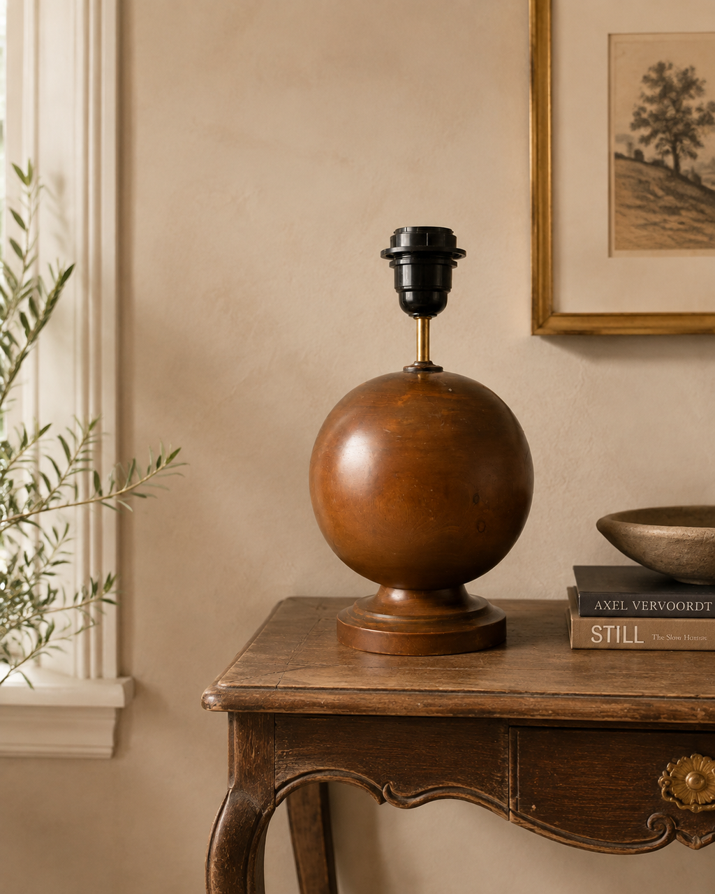 Vintage Wooden Table Lamp – product image 3