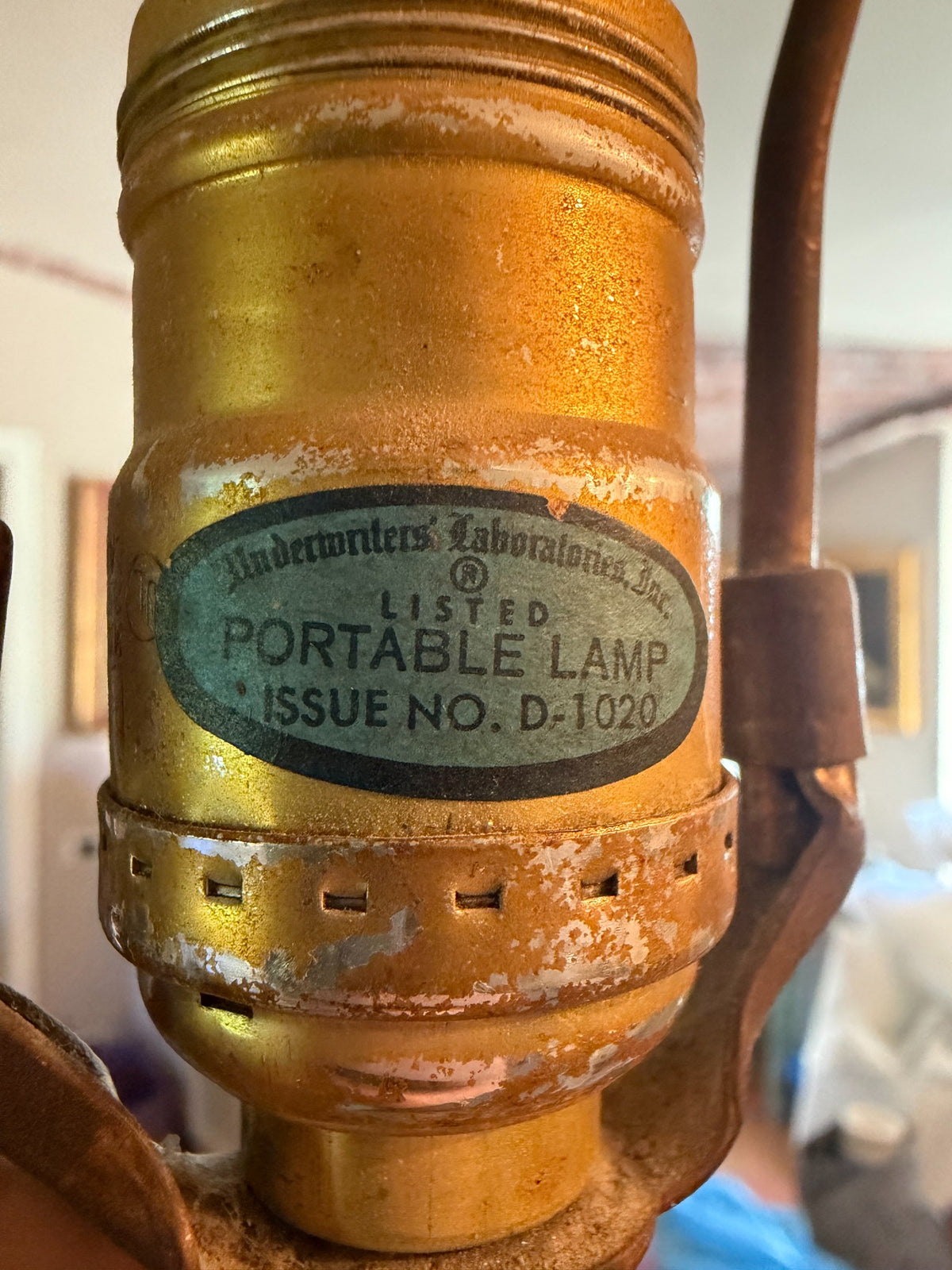 Historic Underwriters Laboratories label, Listed Portable Lamp, Issue No. D-1020