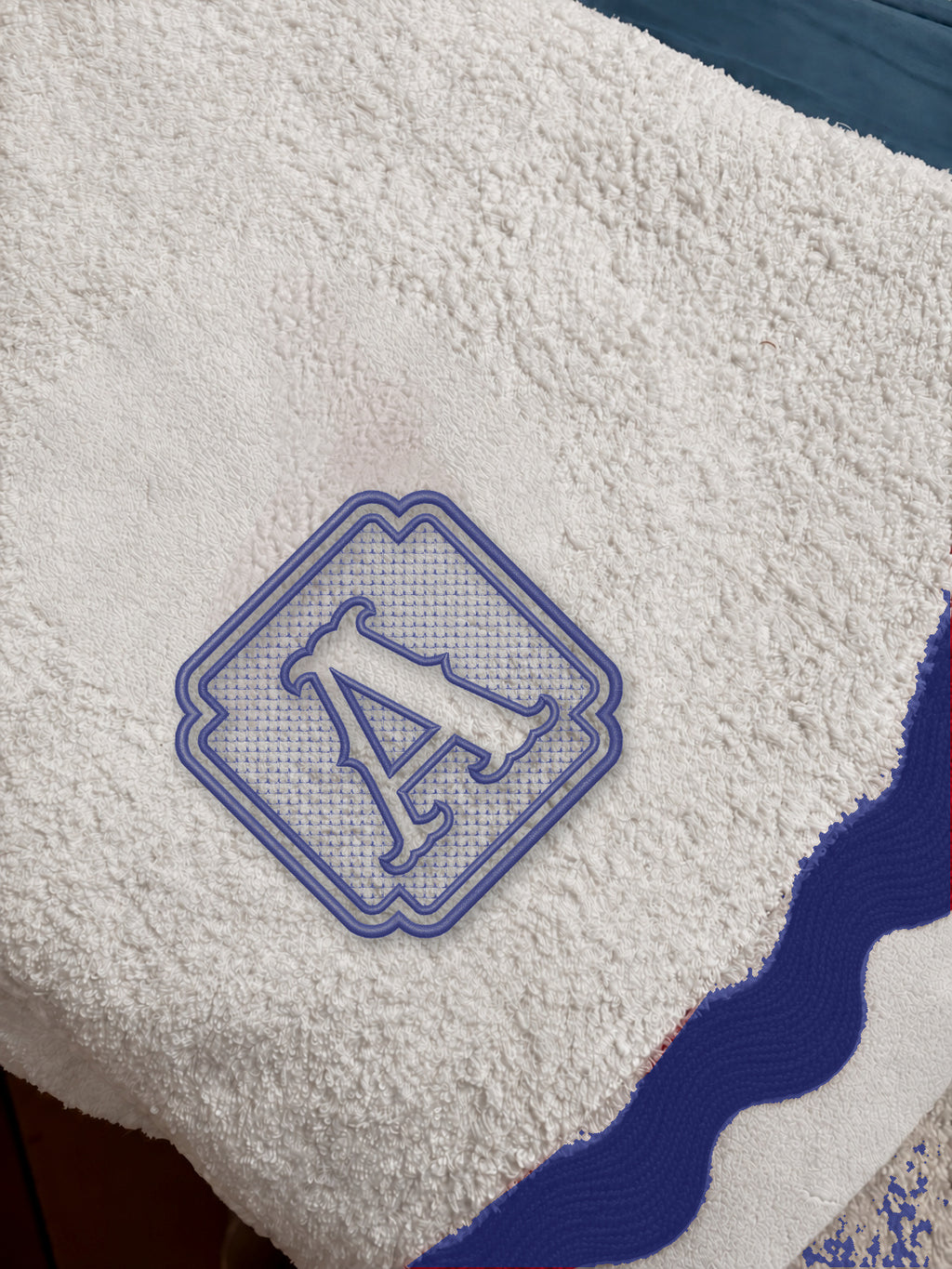 White 70 × 140 cm Italian cotton towel, model 01 framed monogram, Dark Blue embroidery